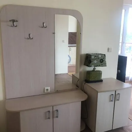 2 Bed With Sea Views Апартаменти Сонячний Берег